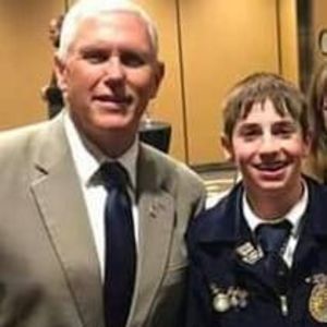 Meet your Posher, Polly